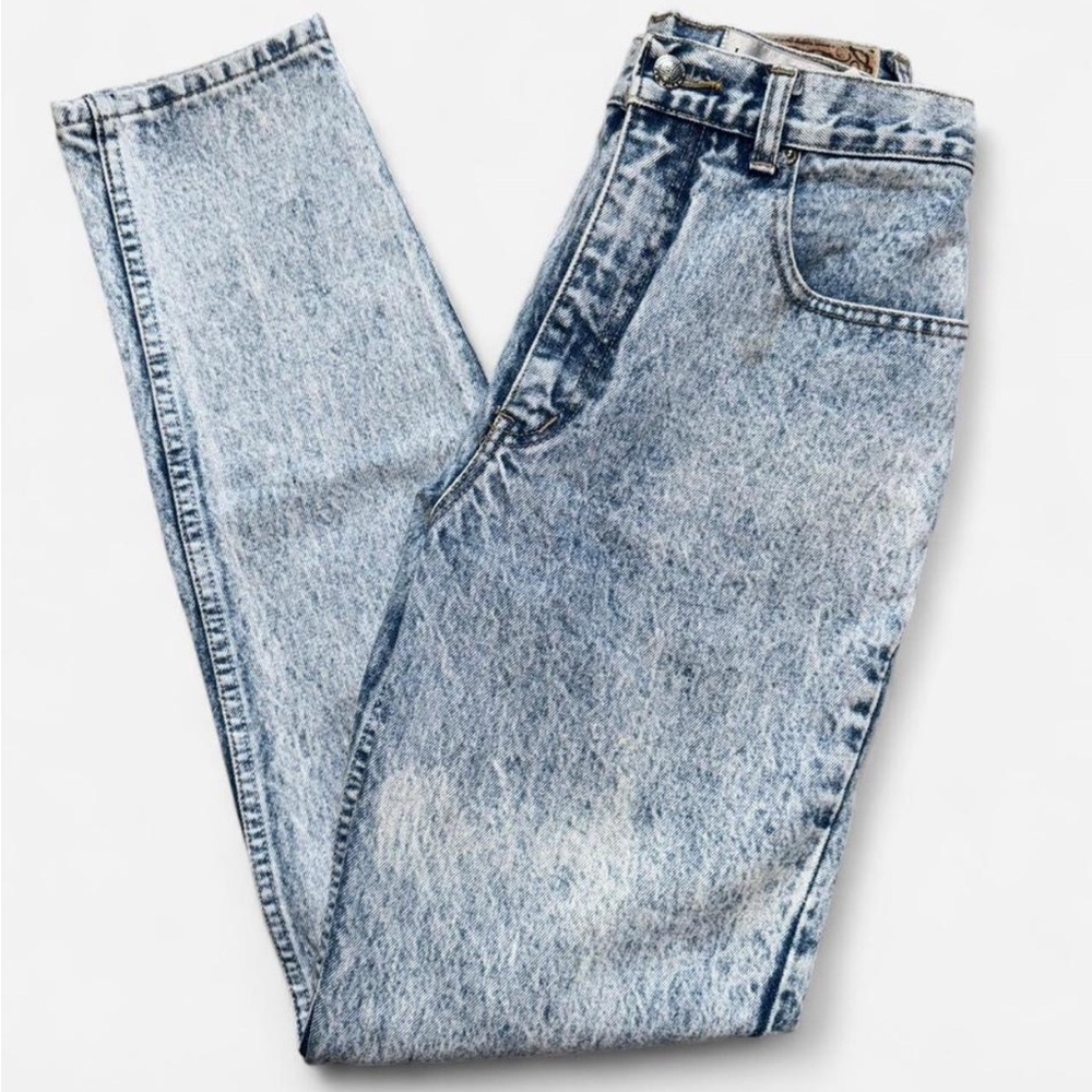 RARE Vintage High Rise Light Blue Jeans